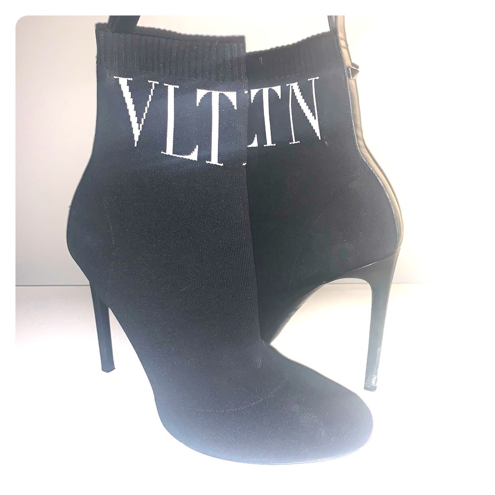 Authentic sock-like fit Valentino heels